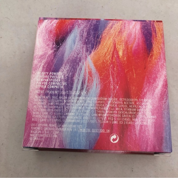 MAC Glow Rida Beauty Powder - Picture 2 of 6